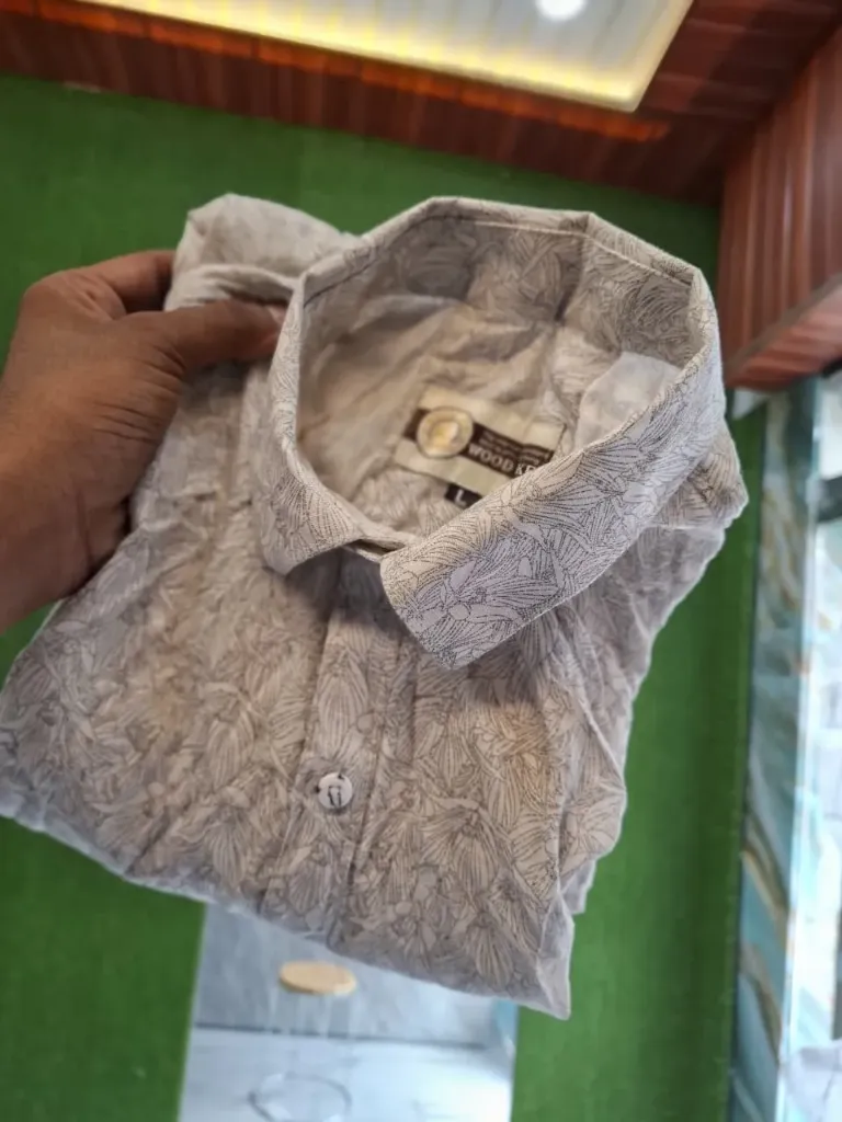 Men's Shirt (m)